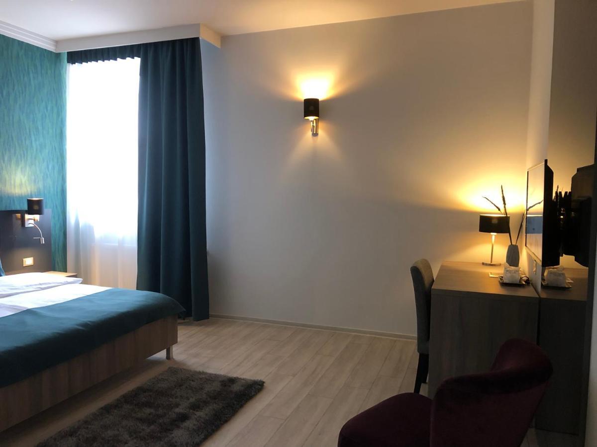 Pensiunea Lido Piatra Neamţ Buitenkant foto