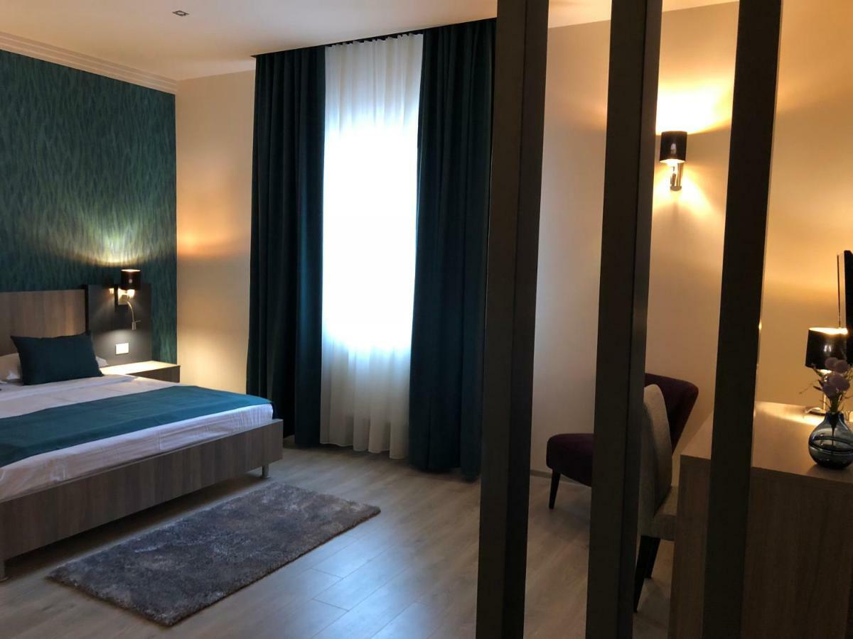Pensiunea Lido Piatra Neamţ Buitenkant foto